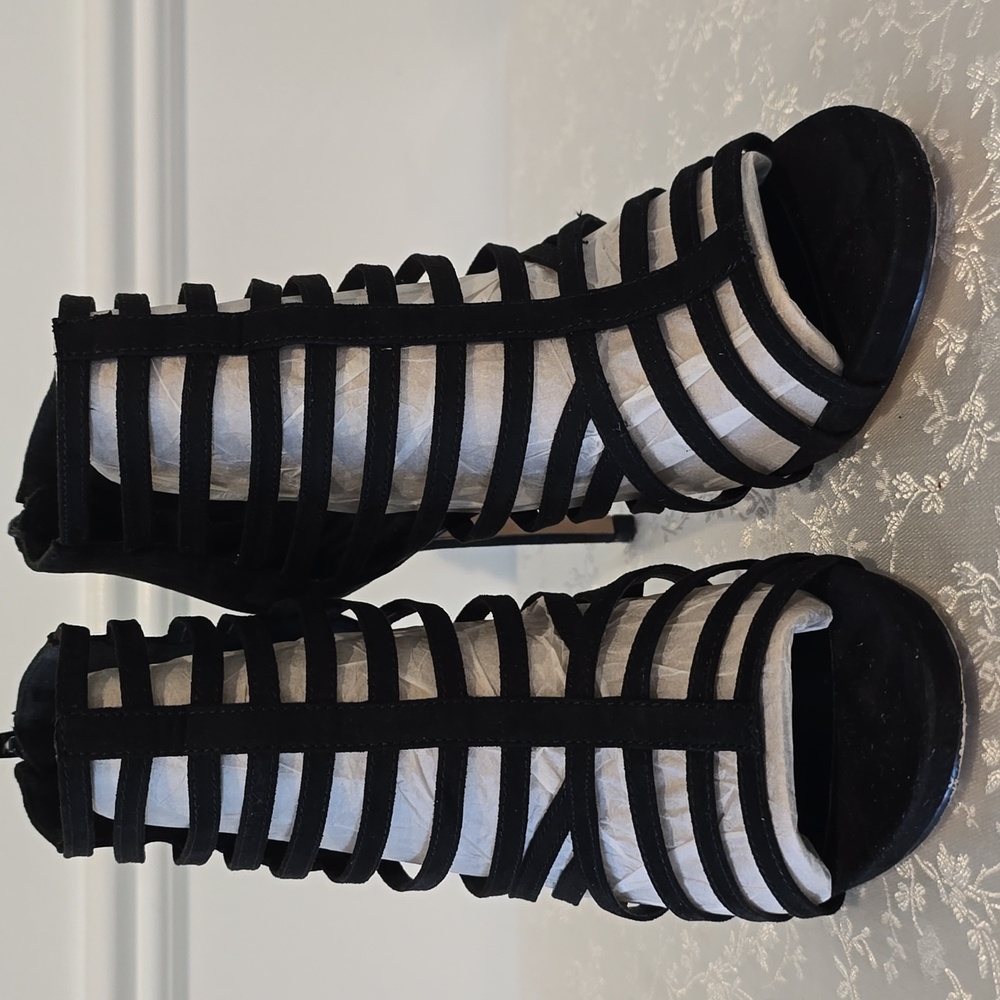Madden Girl "Lexxx" Women's Size 7 Black Strappy Heeled Sandals - Picture 11 of 11